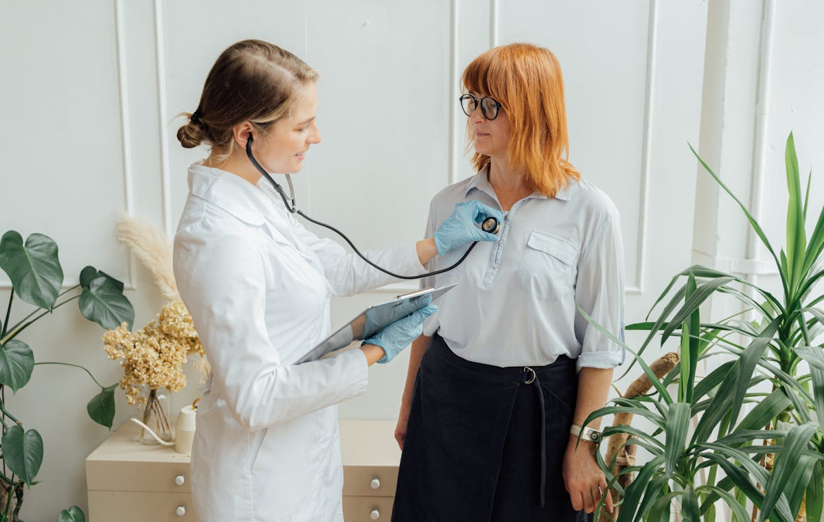 Equipe da Vitalis em atendimento de diagnóstico por imagem